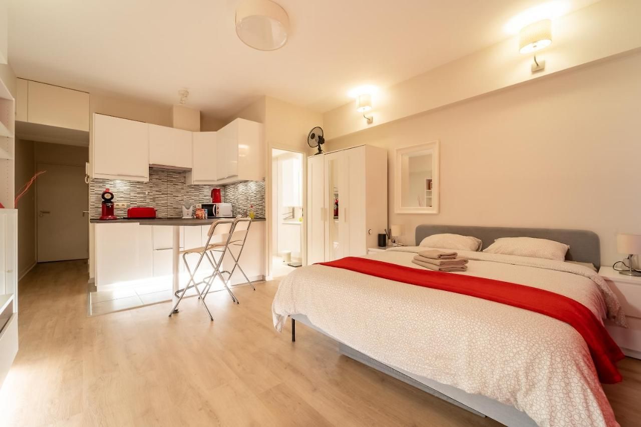 Luxury In The Eu Area Apartment