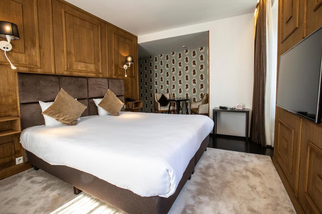 Esperance Hotel 3*