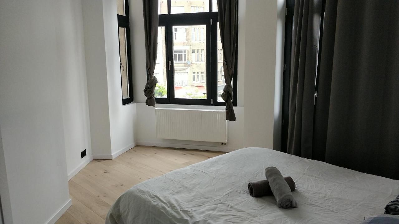 Flat * Brussel