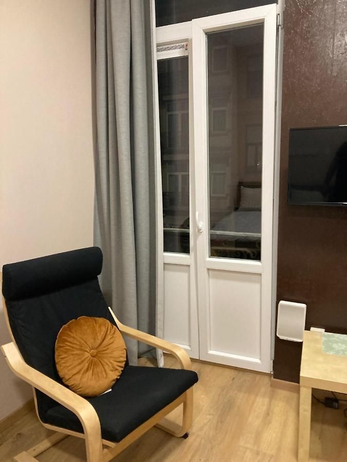 Superbe Au 1er Etage, Proche De La Gare Du Midi