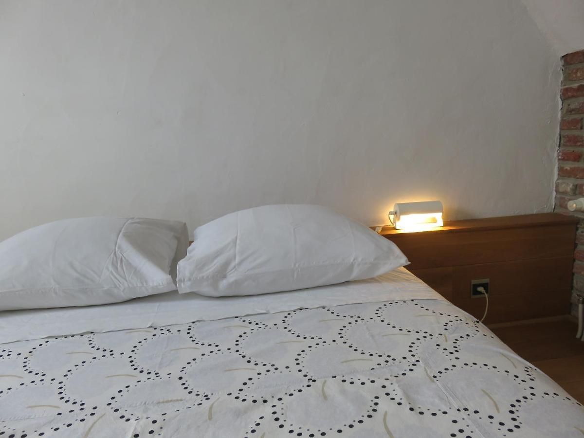 Chambre Dans Un Appartement De Charme Au Coeur De Bruxelles Bed & Breakfast *