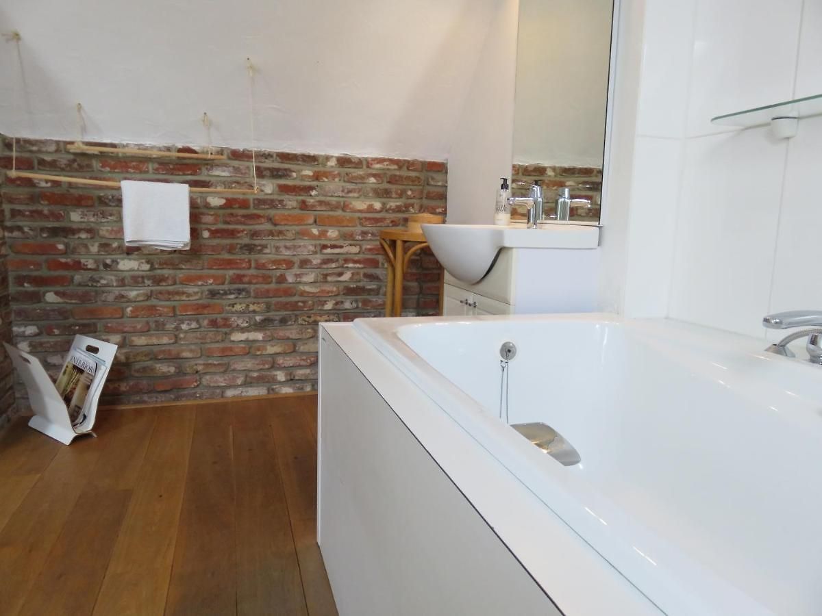 Chambre Dans Un Appartement De Charme Au Coeur De Bruxelles * Brussels