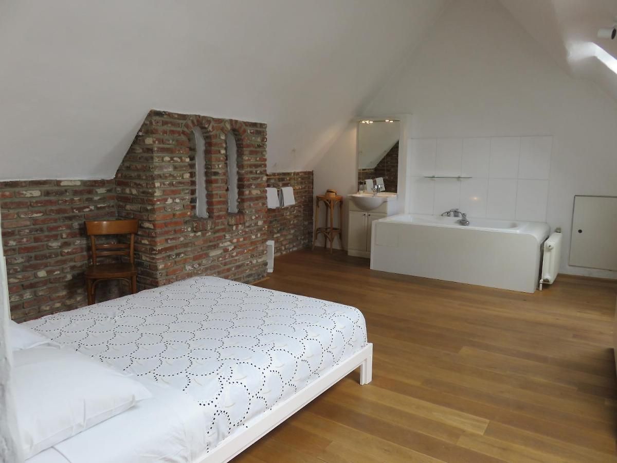 Chambre Dans Un Appartement De Charme Au Coeur De Bruxelles * Brussels