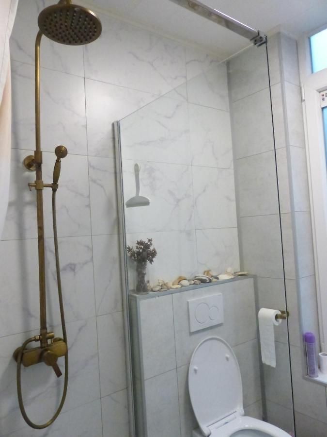 Superbe Au 1er Etage, Proche De La Gare Du Midi