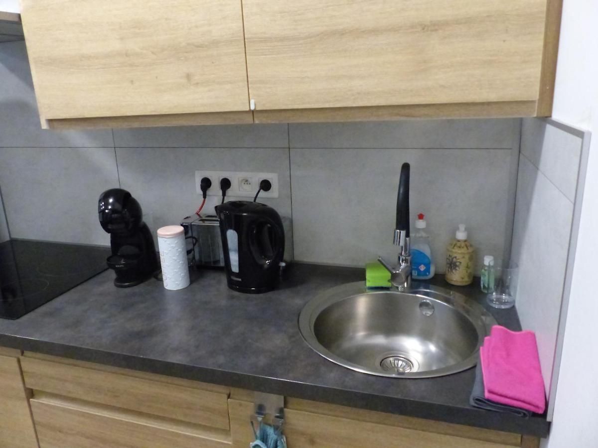 Superbe Au 1er Etage, Proche De La Gare Du Midi Apartment Brussels