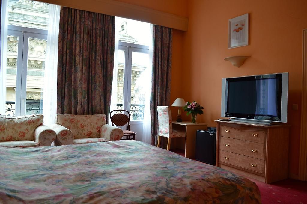 Matignon Hotel