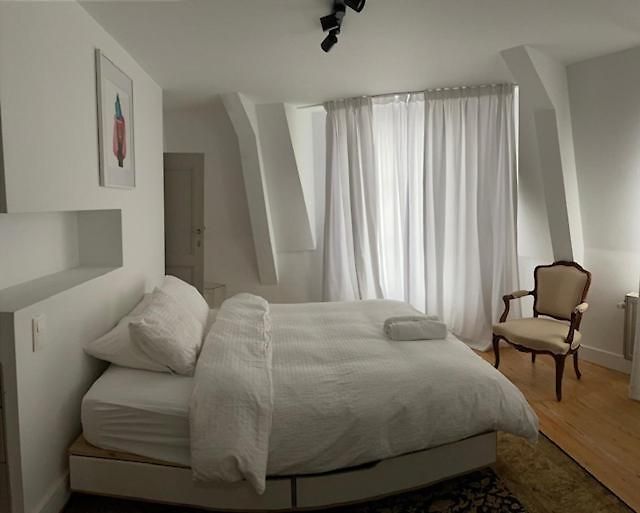 Appartement Duplex Dernier Etage Avec Terasse A Deux Pas De La Grand Place