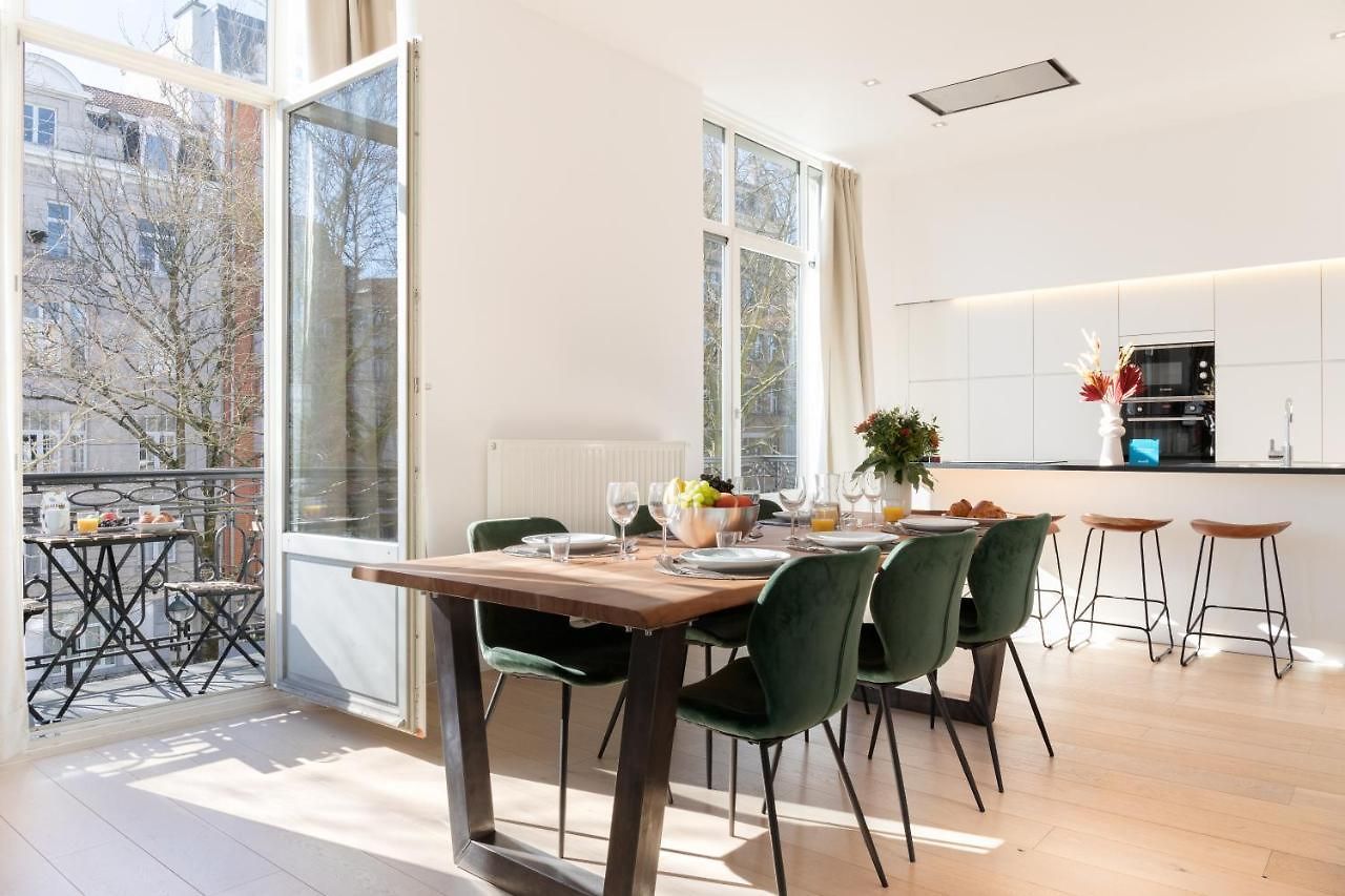 Sweett - Moliere Apartment