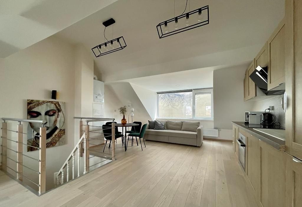 Charming Duplex On The Canal Appartement Brussel