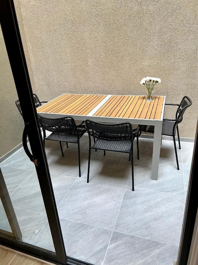 Exclusive Two-level With Private Terrace On The Canal Apartment Brussels