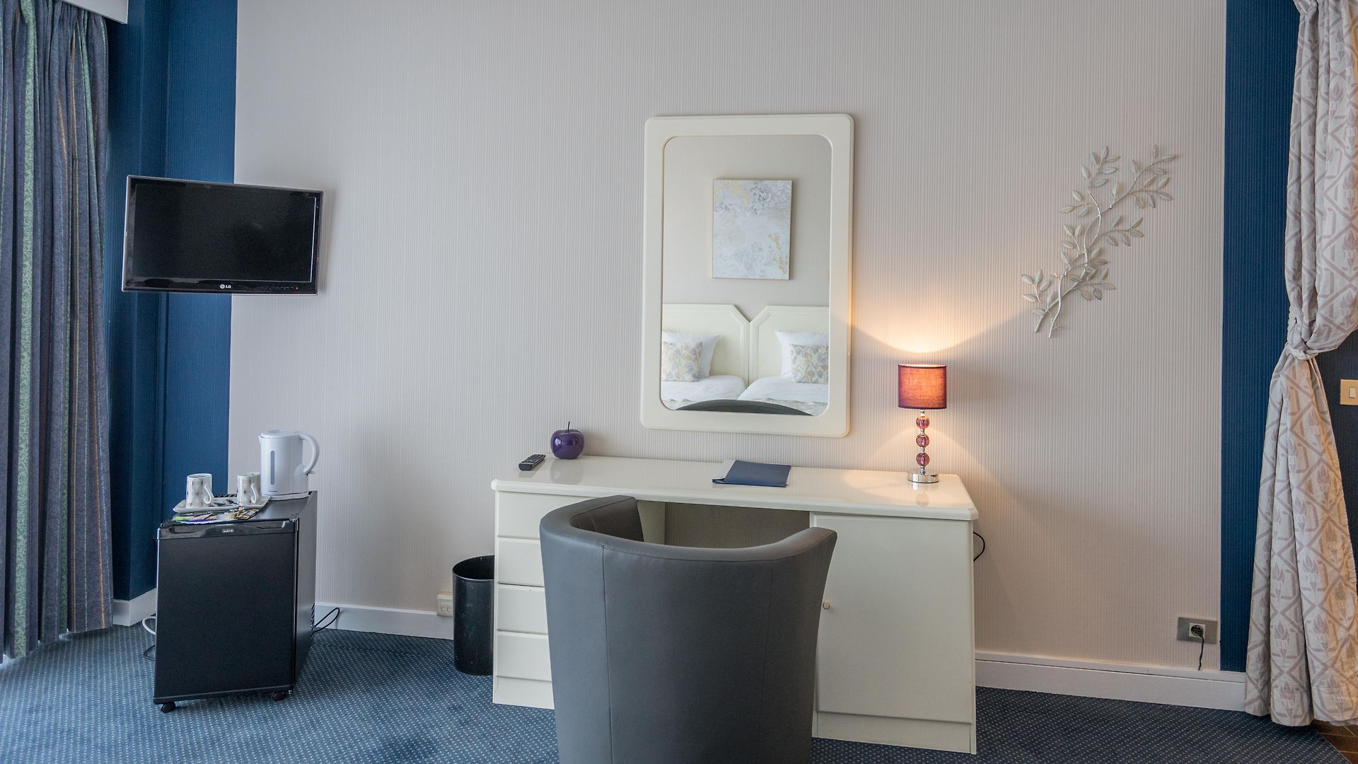 Hotel First Euroflat 4*