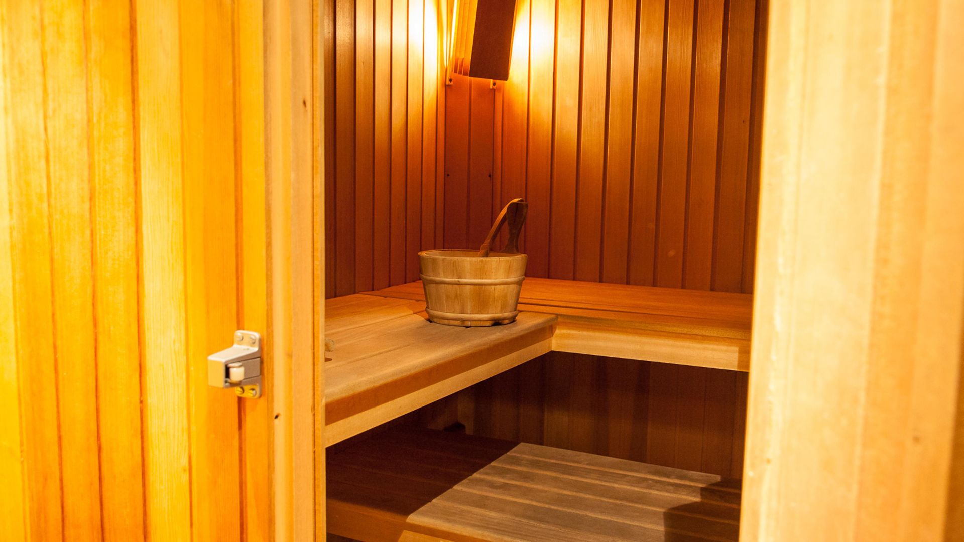 First Euroflat Hotel 4*