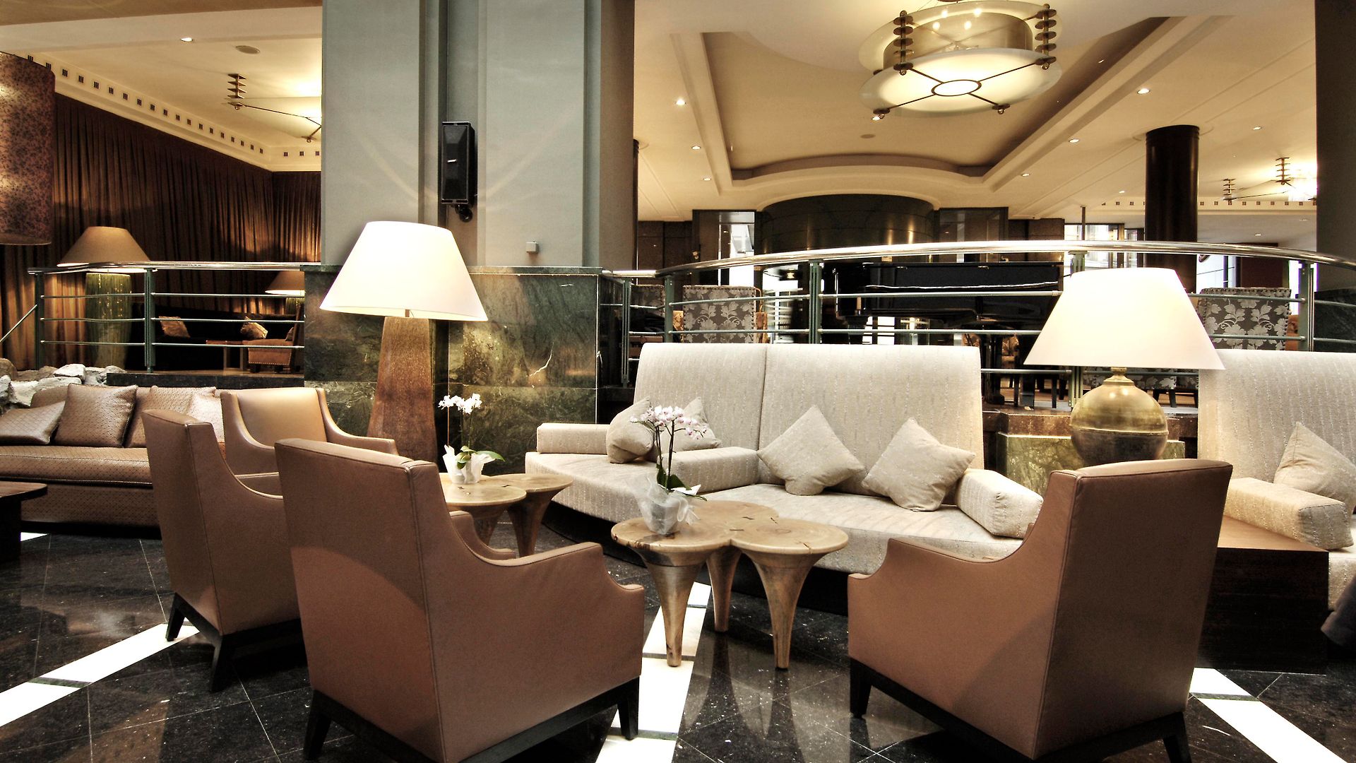 Radisson Collection Grand Place Hotel 5*