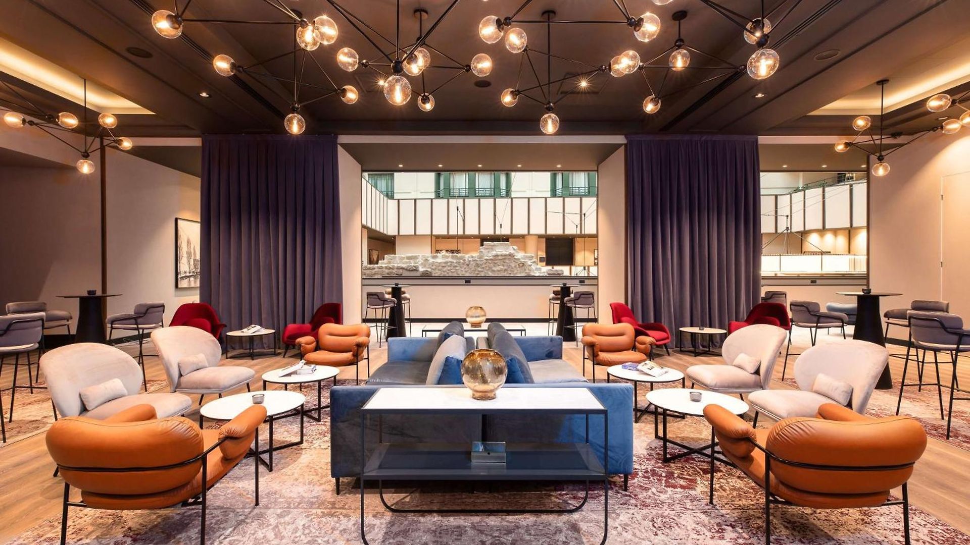 Radisson Collection Grand Place Hotel 5*