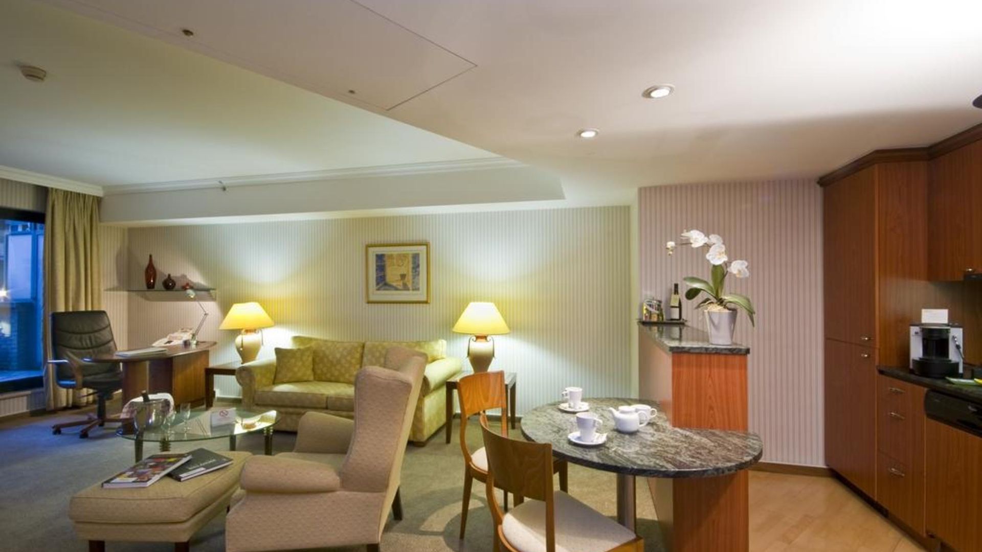 Aparthotel B-aparthotel Ambiorix 4*