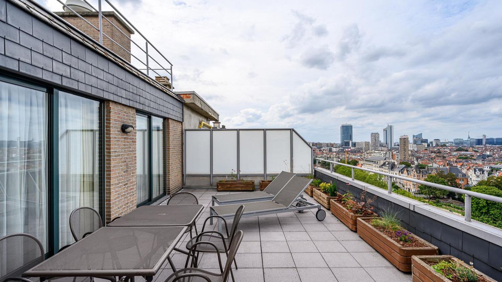 B-aparthotel Ambiorix Brussels