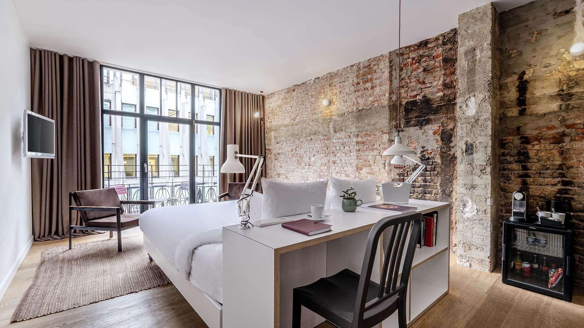 Hotel 9hotel 3*