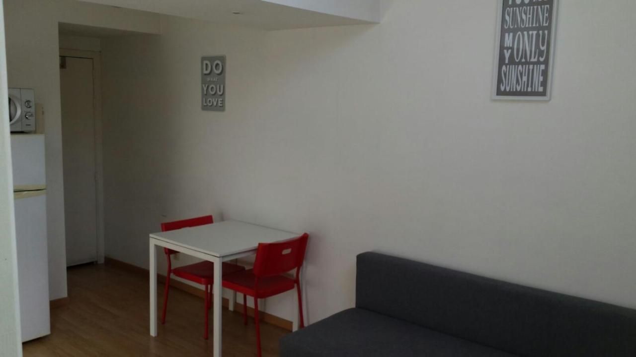 Duplex Sleeps 4 Apartment *