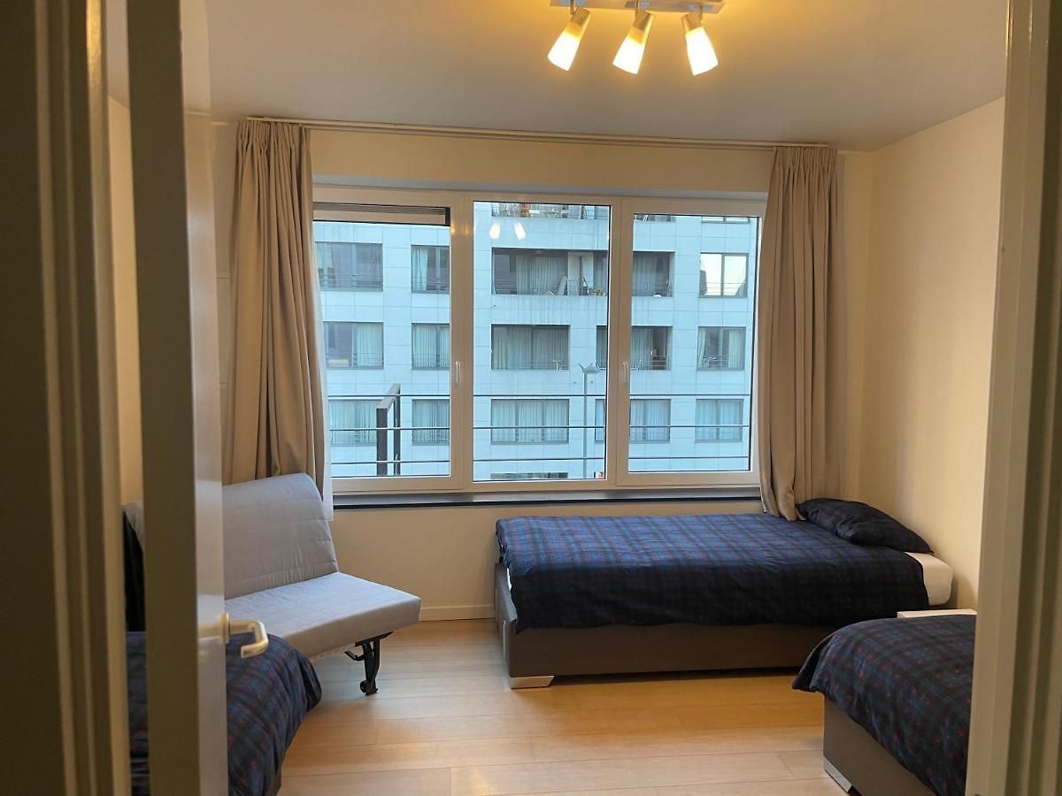 Apartment In Heart Of With Balcony View *