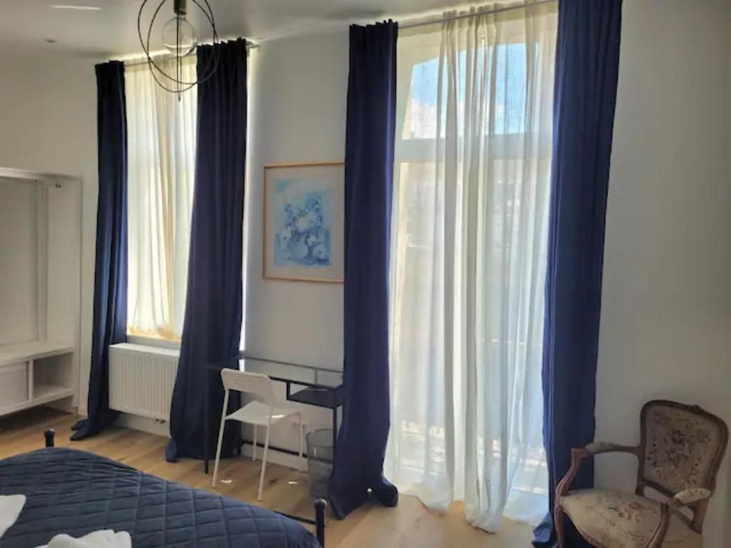 Gasthuis Brand New Iris With Private Bathroom And Balcony Brussel