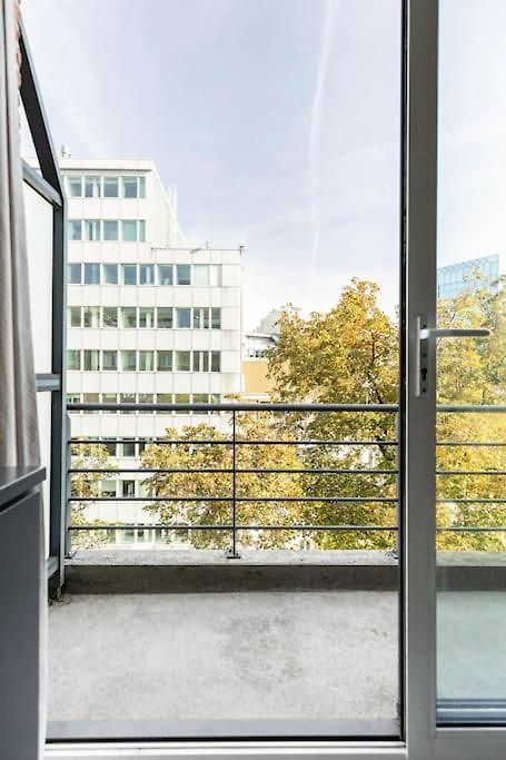 Beautiful 1br/1bar In E.u. District Appartement Brussel