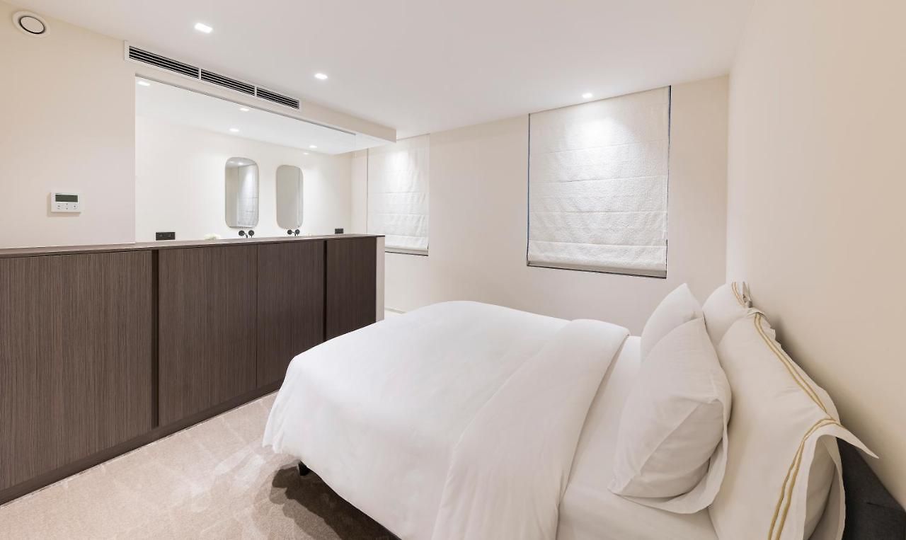 Luxury 3 Bedrooms Townhouse In Perfect Location