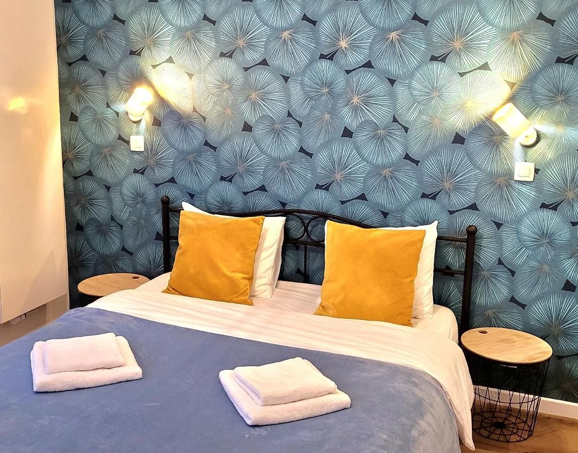 Brand New Iris With Private Bathroom And Balcony