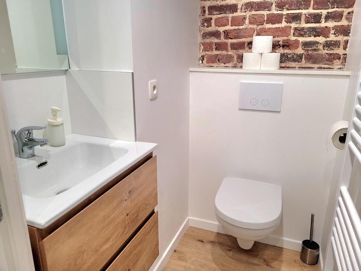 Brand New Iris With Private Bathroom And Balcony Gasthuis