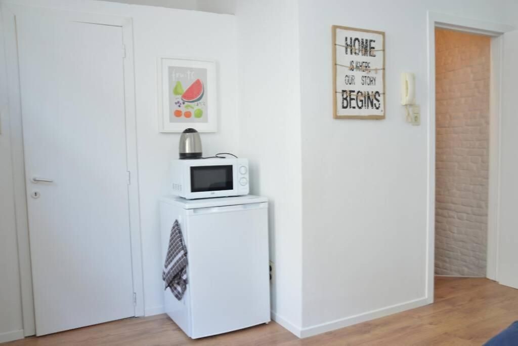 Awesome Studio In Marolles Apartment Brussels
