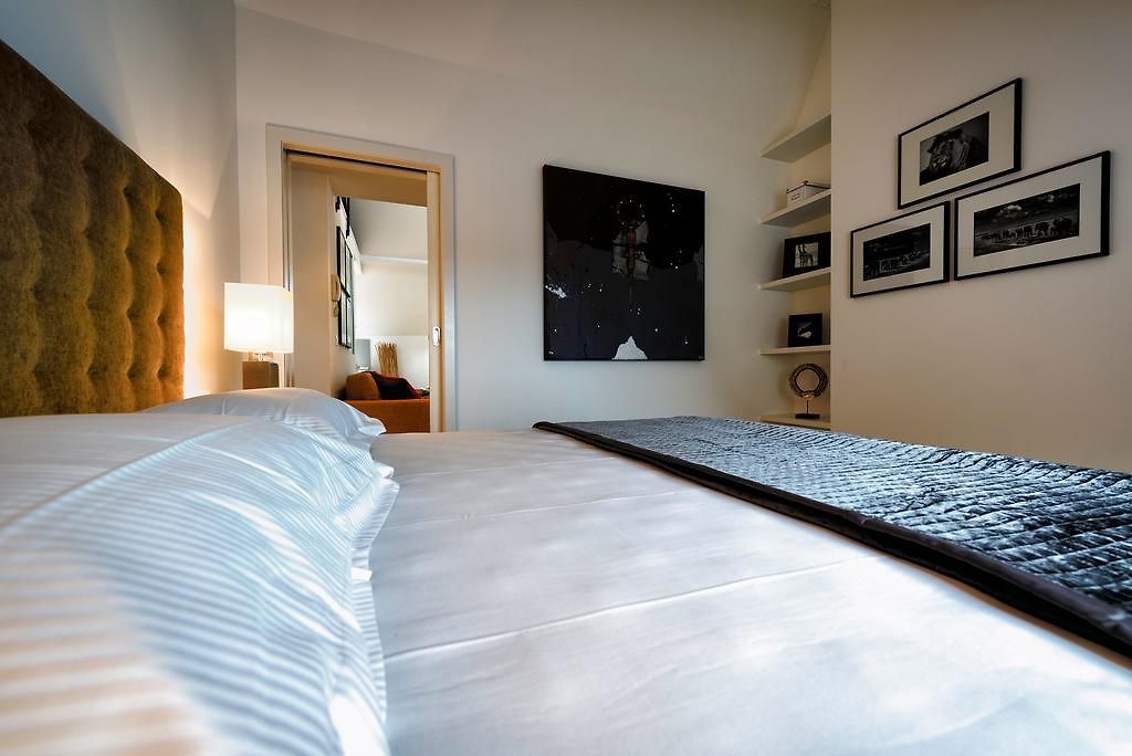 Aparthotel Charles - Louise