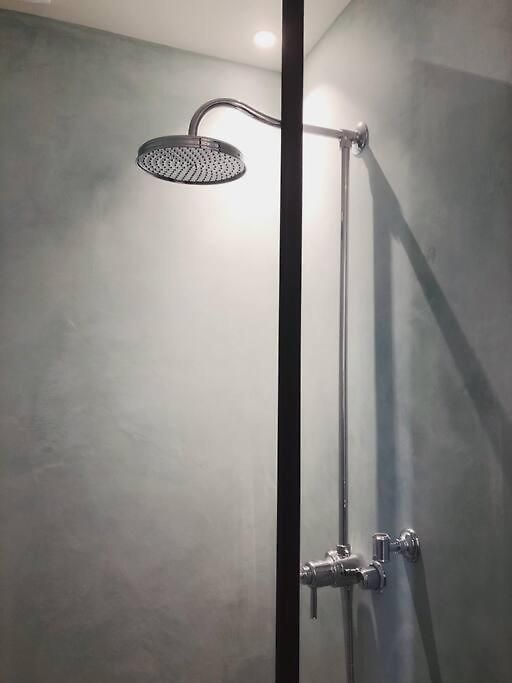 Comfortable Flat Close To Flagey Appartement *