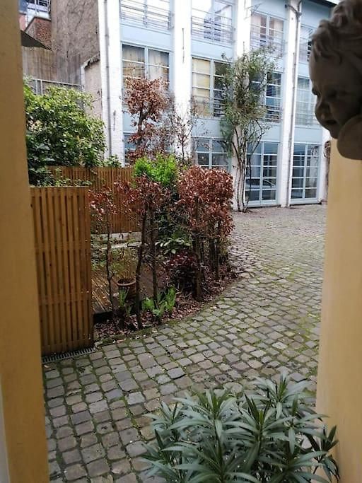Triplex Pres De La Grand-place Brussel