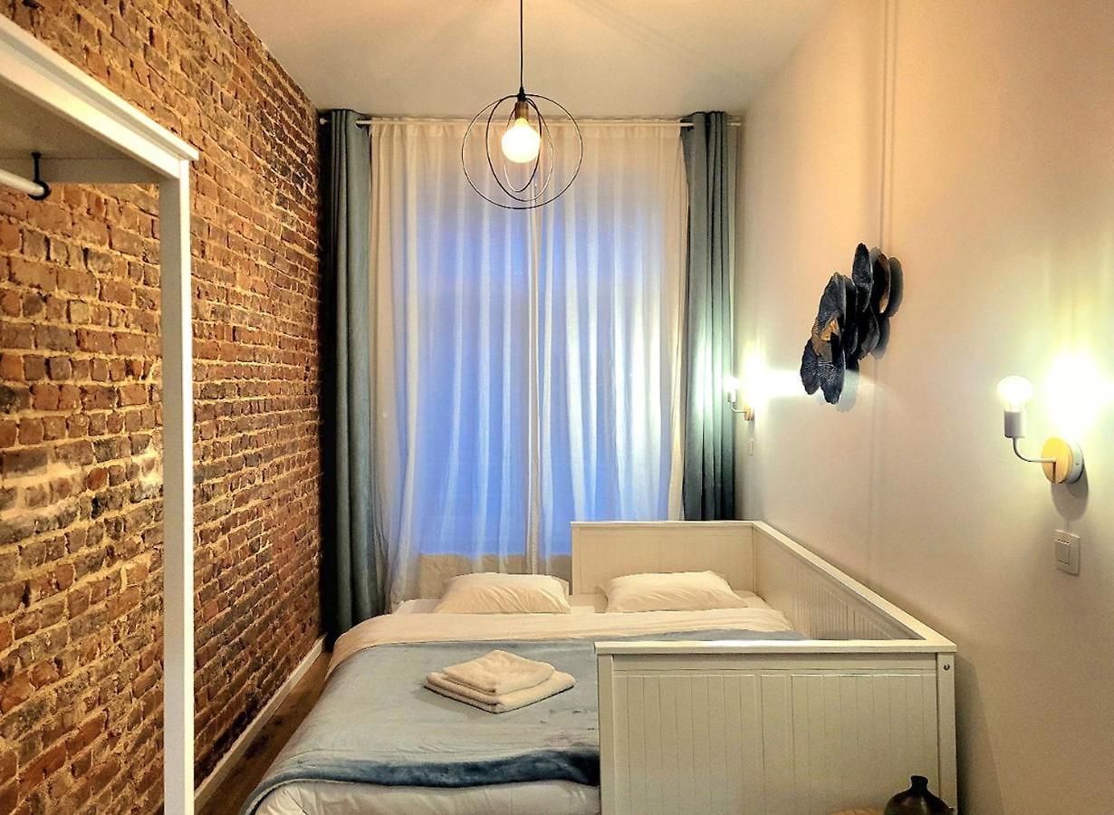 Brand New Camelia With Private Bathroom 3* Brussels