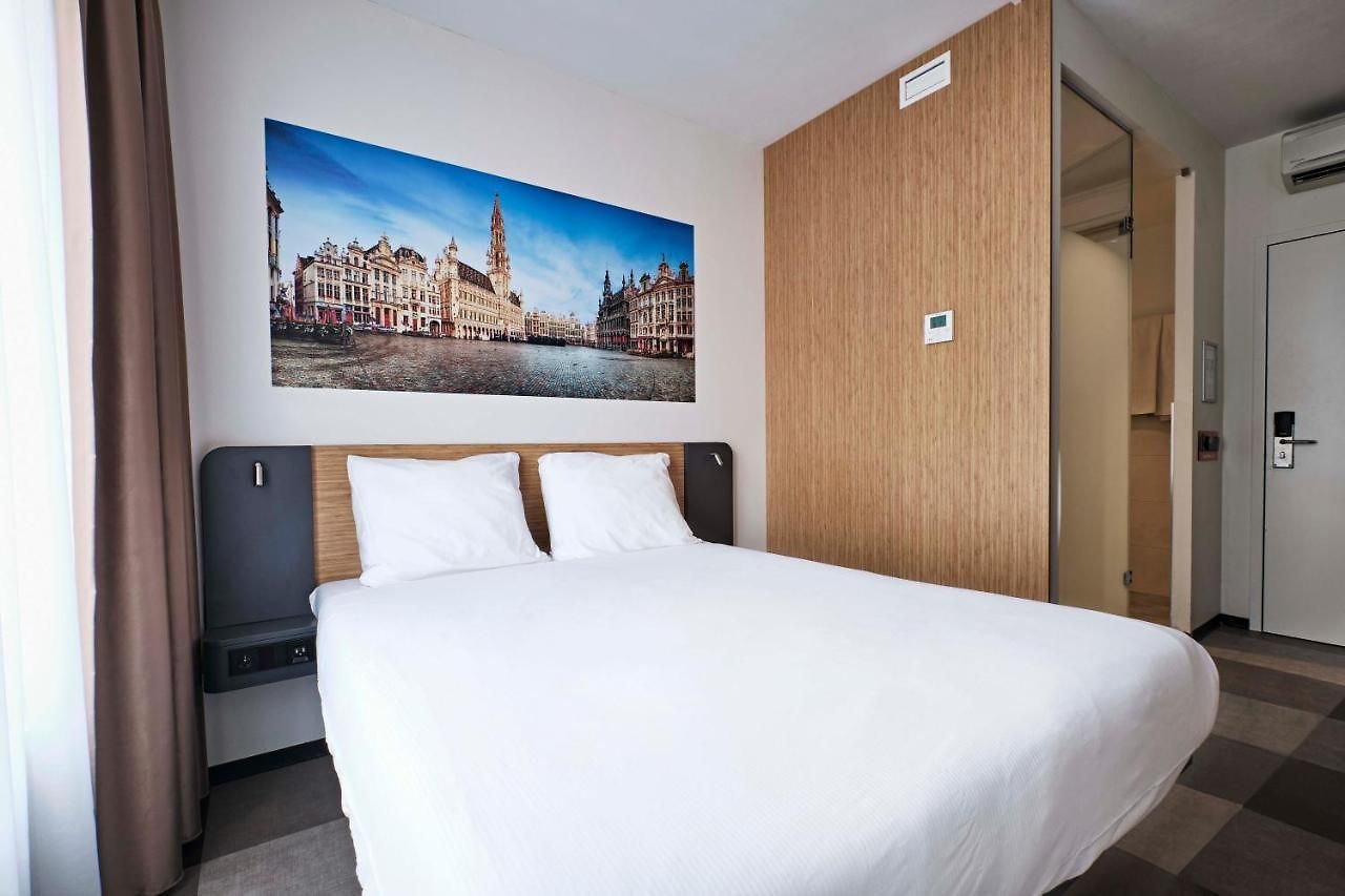 Easyhotel City Centre 3*