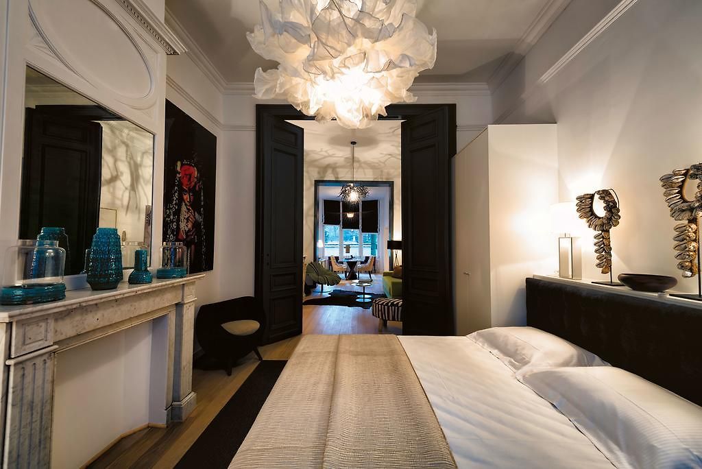 Charles - Louise Aparthotel