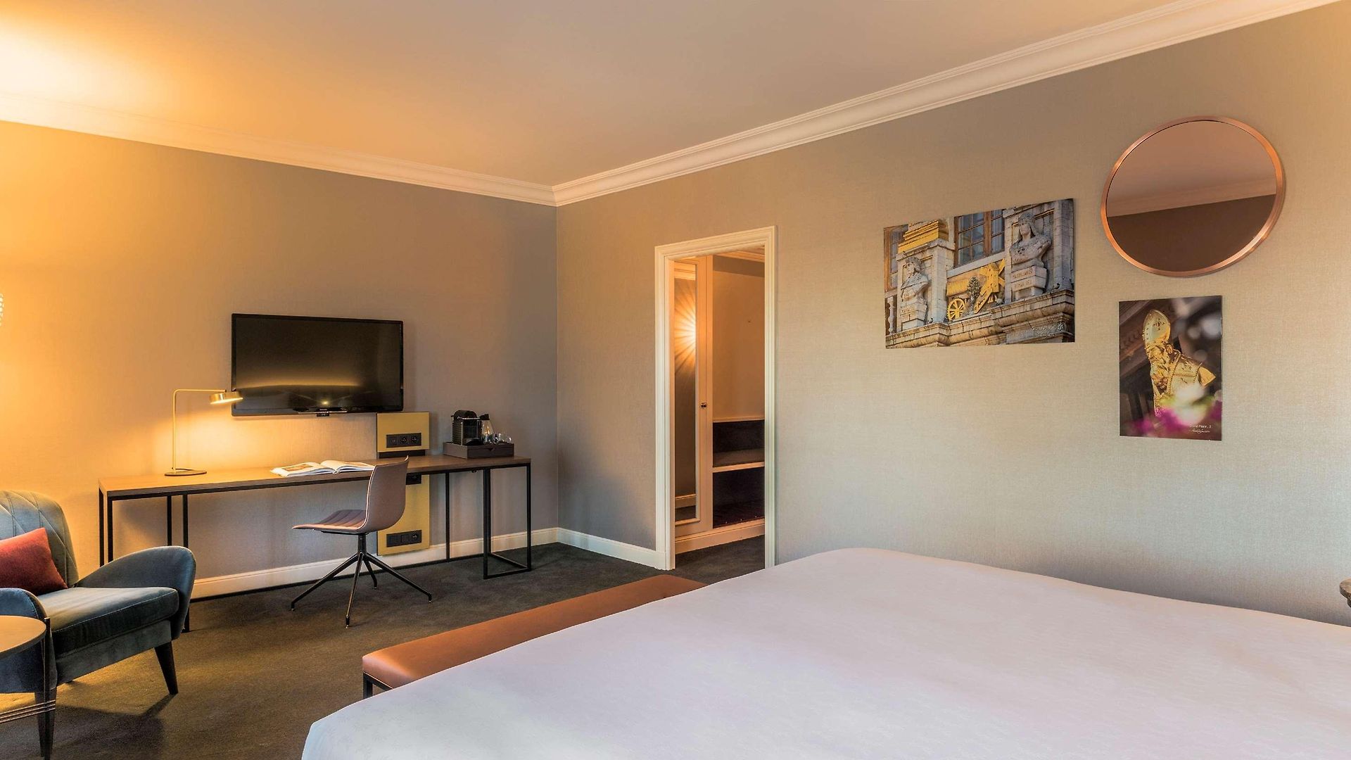 Hotel Hilton Grand Place 4*
