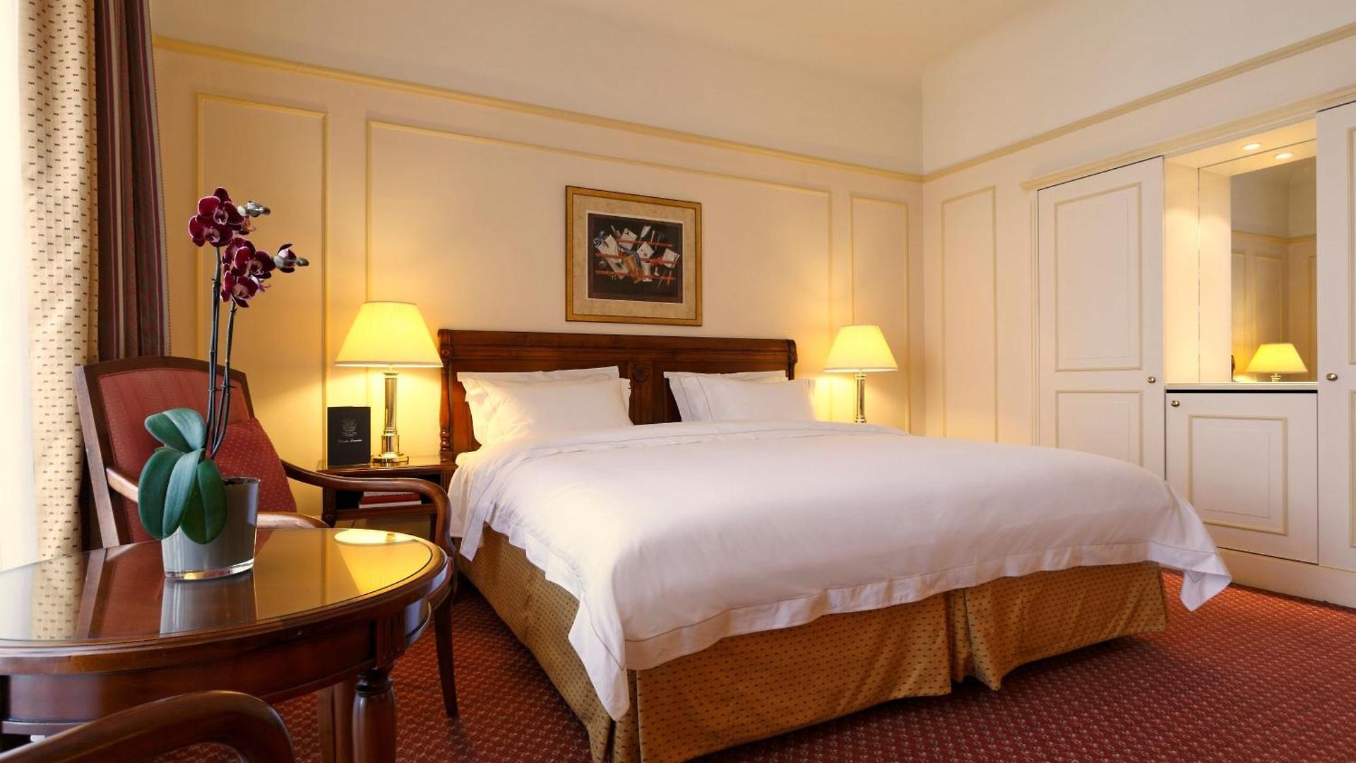 Le Plaza Hotel