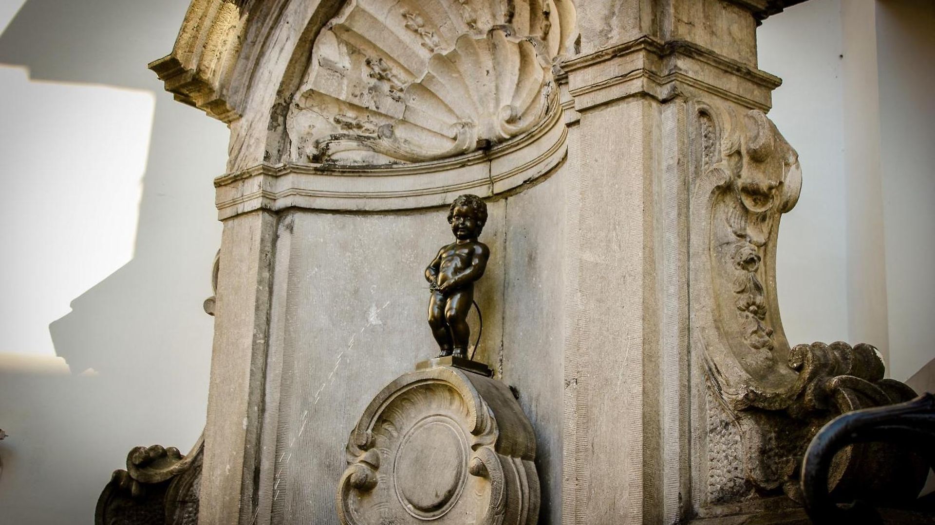 Aris Grand Place