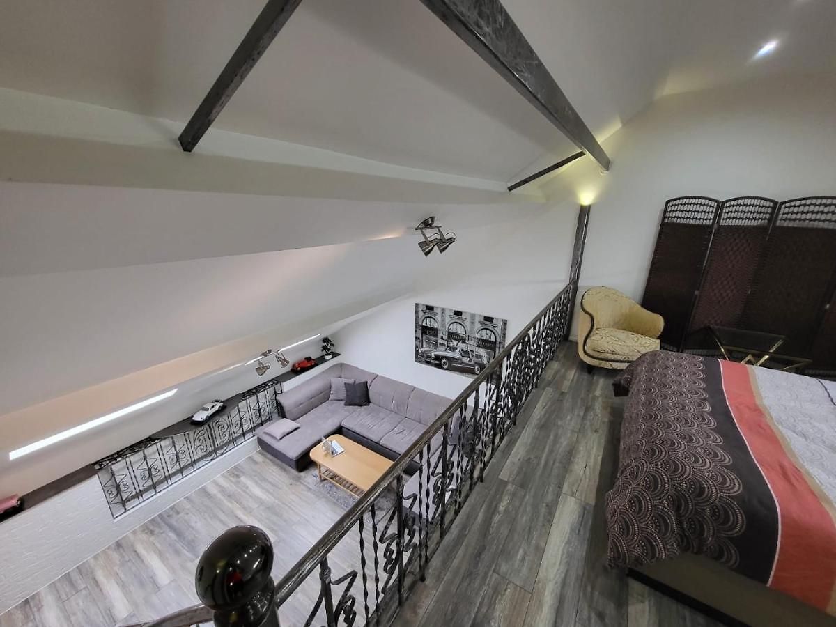Appartement Duplex Elegant Situe A 1min De La Gare Du Nord *