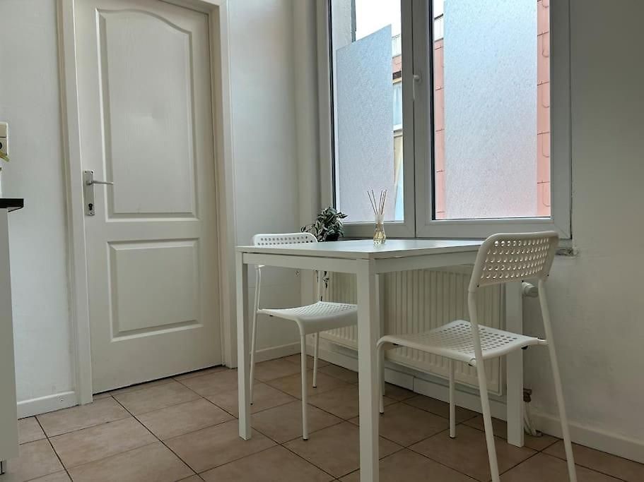 Apartment Laeken : Cocon Chaleureux & Confort Brussels