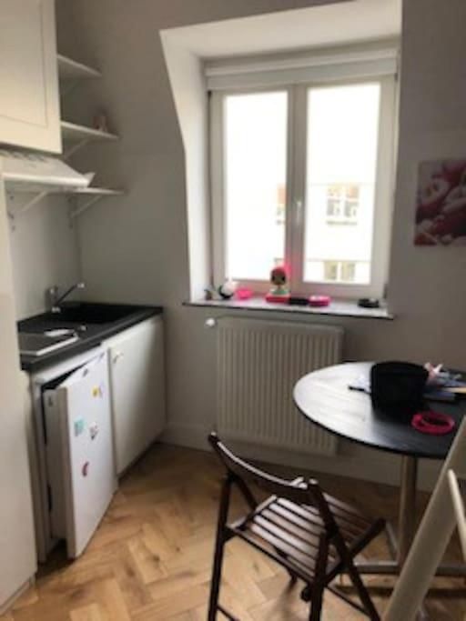 Apartment In Maison De Metre In Etterbeek *