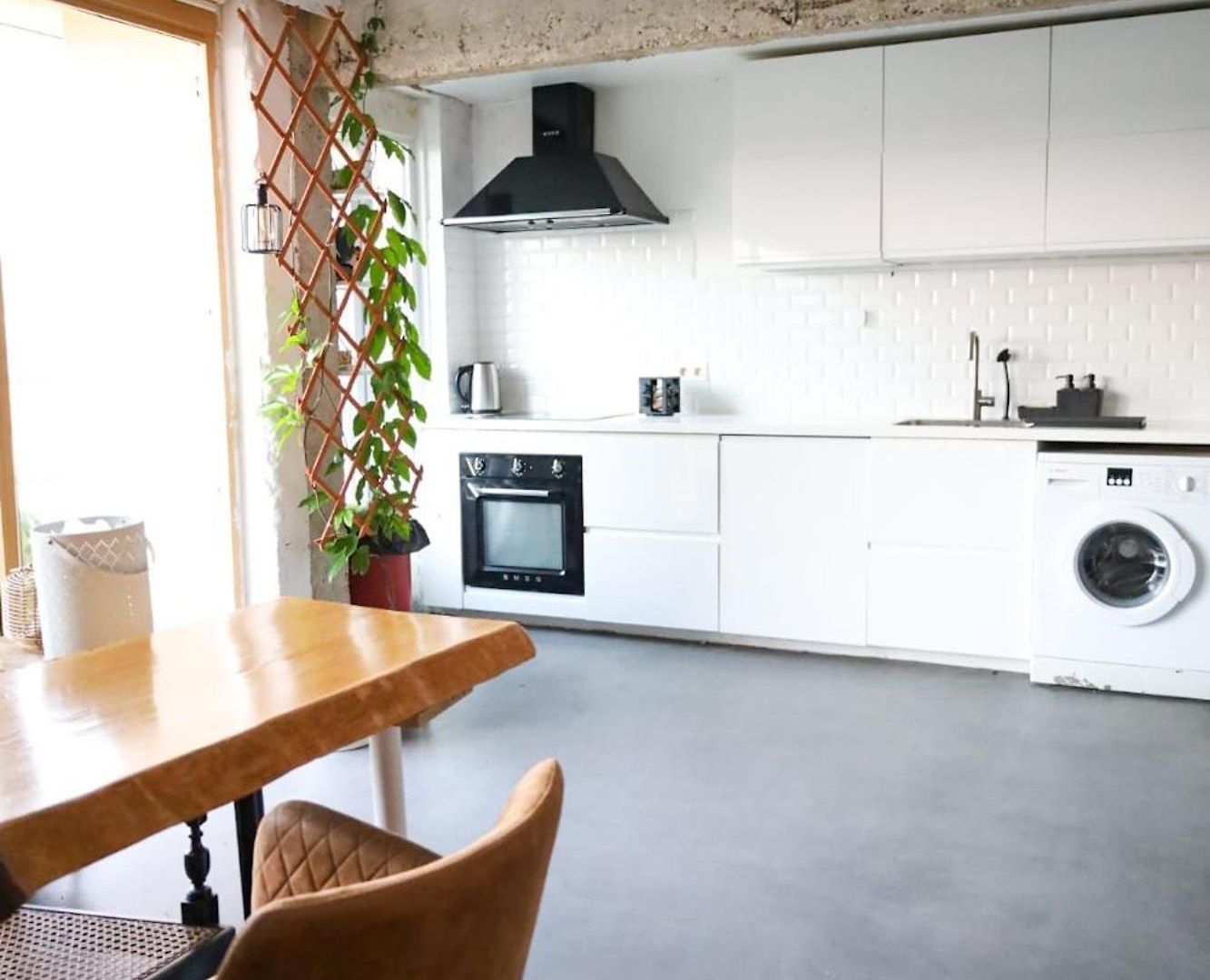 Furnished - Bright, Modern In Brussels, 15 Minutes Walk From The Atomium Apartment Brussels