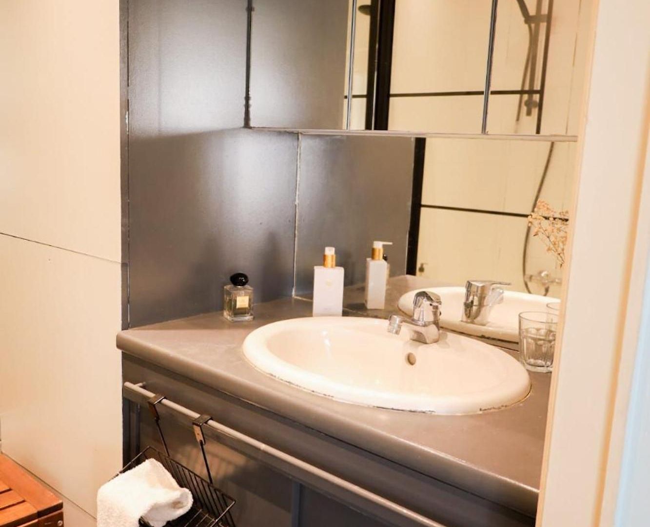 Furnished - Bright, Modern In Brussels, 15 Minutes Walk From The Atomium Brussels