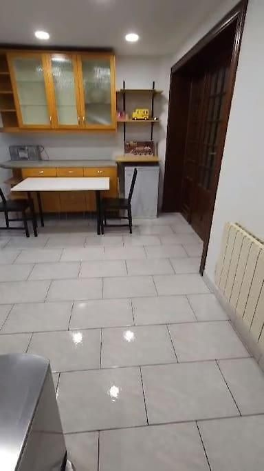 Beautiful, Renovated Fully Self Contained Gasthuis *