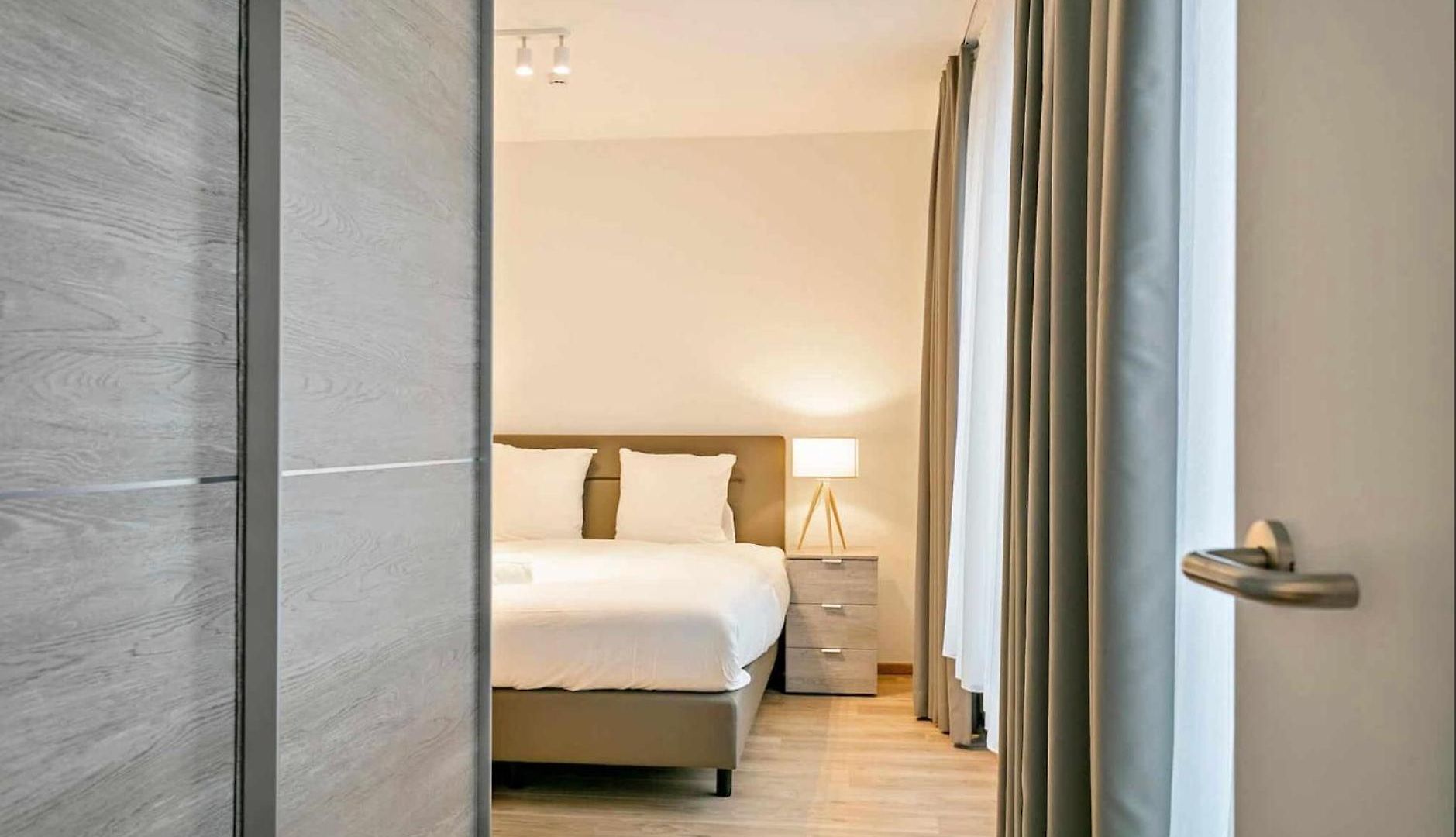 Furnished 2 Bedroom In Center