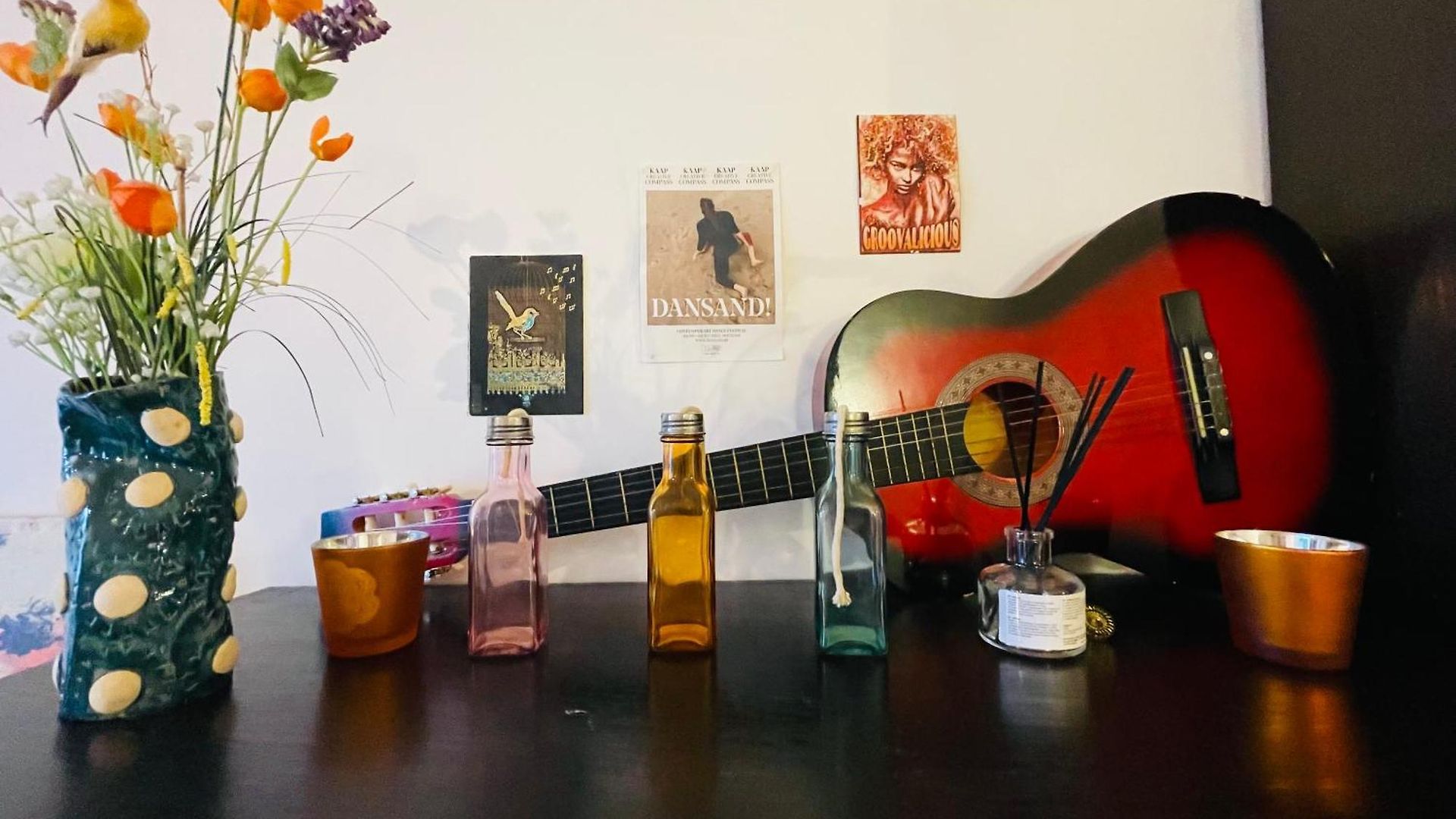 Quiet And Colorfull Flat In The Center Of Apartment