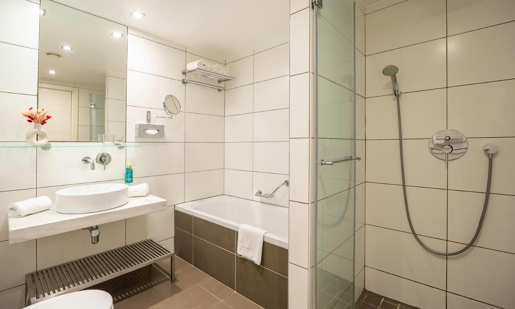 B-aparthotel Grand Place 4*
