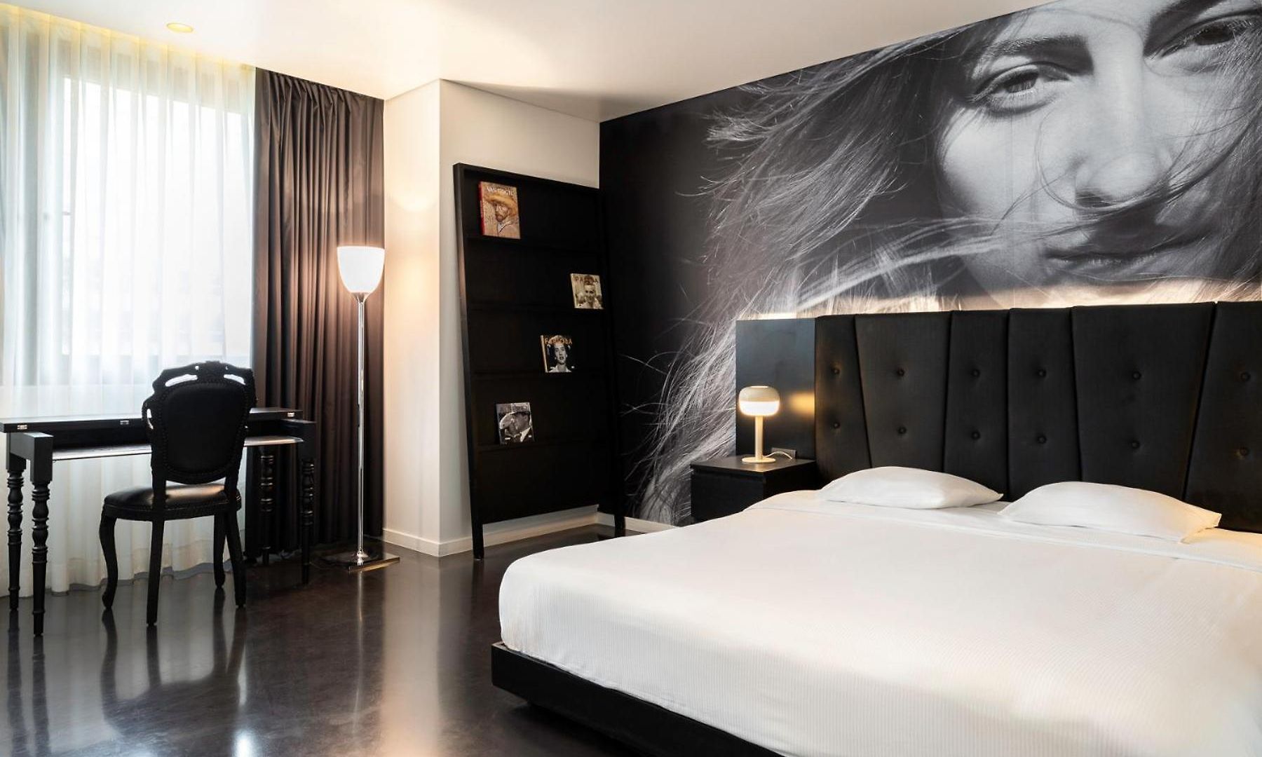 B-aparthotel Regent Aparthotel 4*