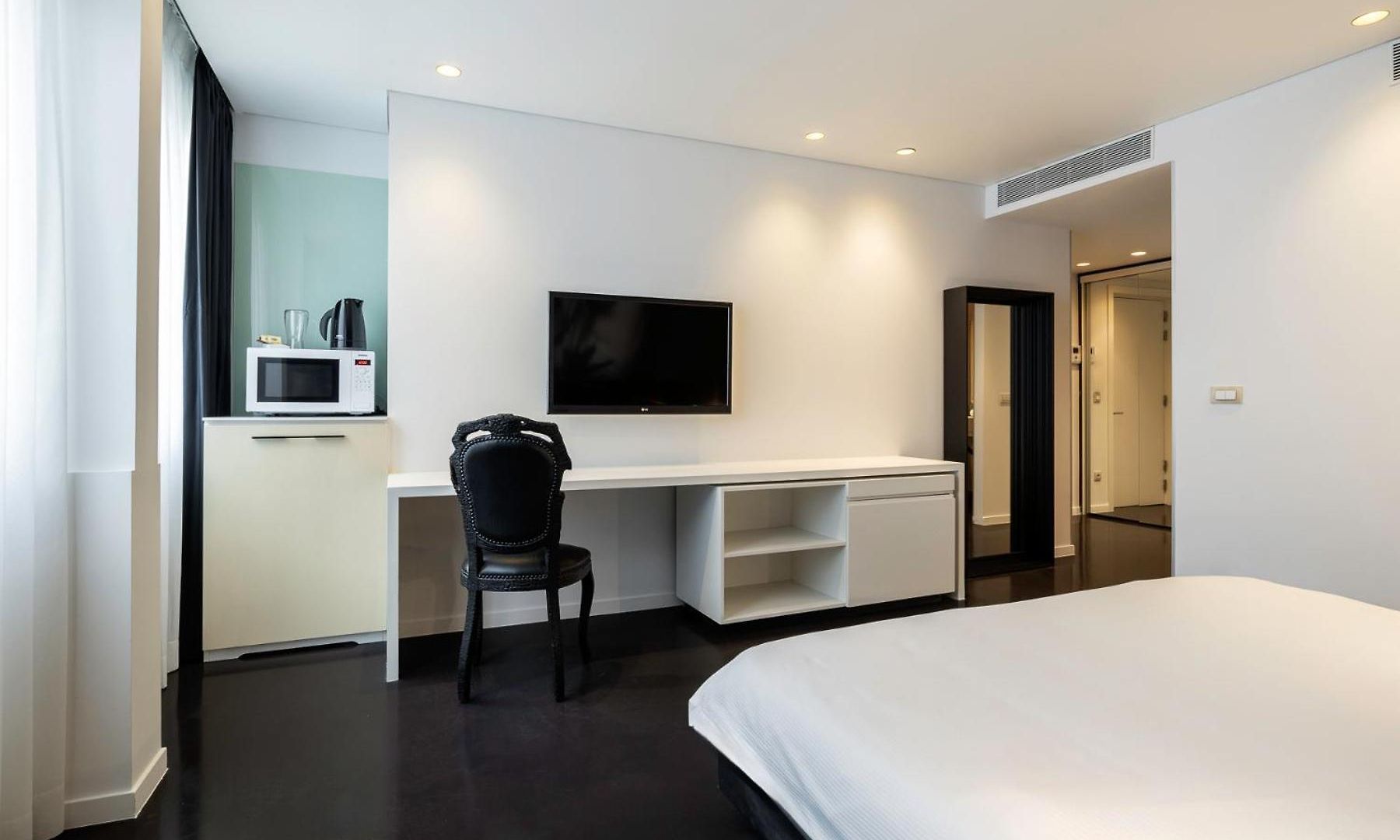B-aparthotel Regent 4*