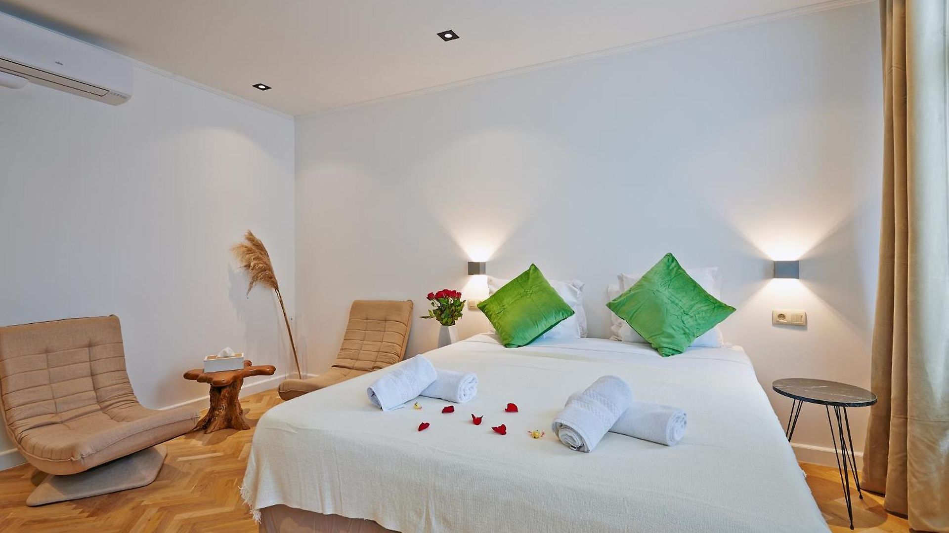 Hotel Les Ecrins Hotel 3*